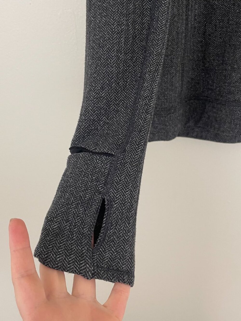 Lululemon Think Fast Long Sleeve Top Heathered Herringbone Black Size 6 - Picture 5 of 6